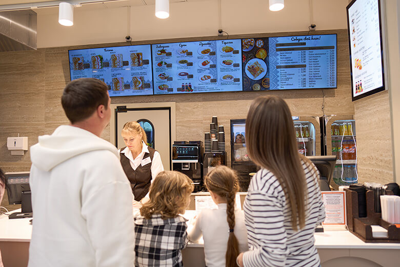 Стойка заказа в ТЦ «Замок»