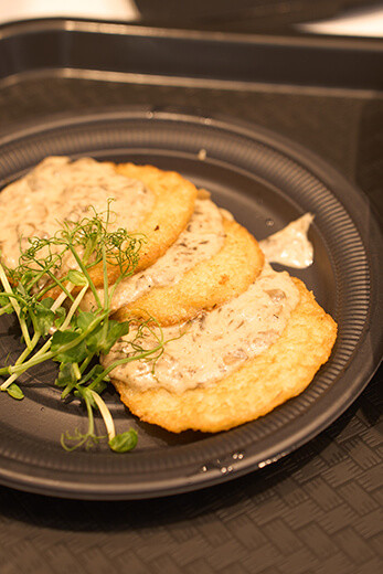 Драники в блинной в ТЦ «Замок»