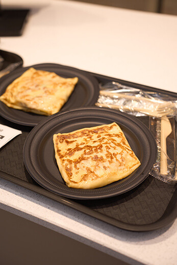 Готовые блины в блинной в ТЦ «Замок»