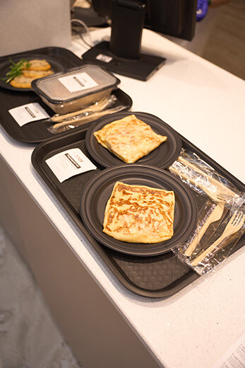 Готовые блины в блинной в ТЦ «Замок»