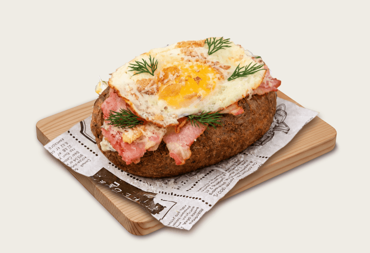 Бульба-крафт с беконом и яйцом