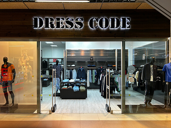 Магазин Dress Code. Минск, ТЦ «Замок»