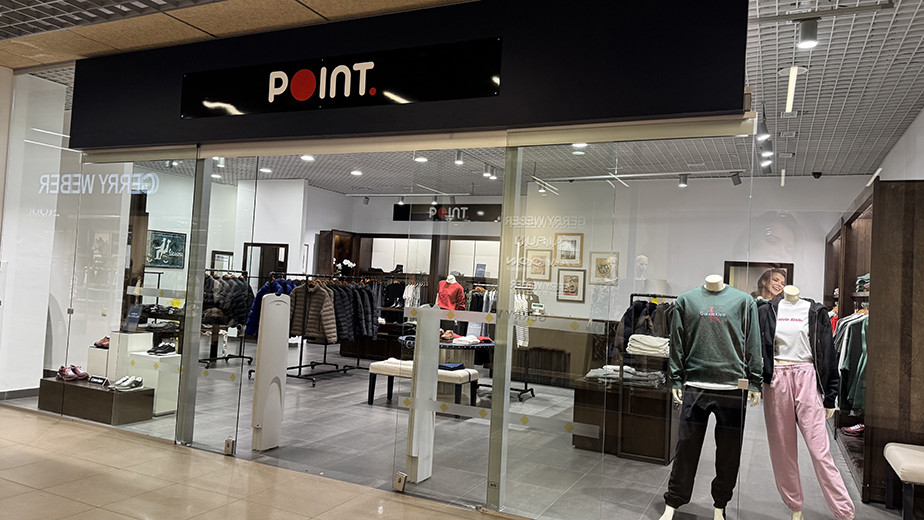 Магазин Point — женской и мужской одежды. Минск, ТЦ «Замок»