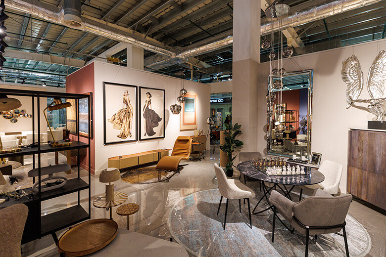 KARE — магазин мебели, освещения. Минск, ТЦ «Замок»