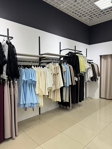 KAROLIN — магазин женской одежды. Минск, ТЦ Замок